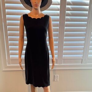 Elegant Black Sleeveless Dress